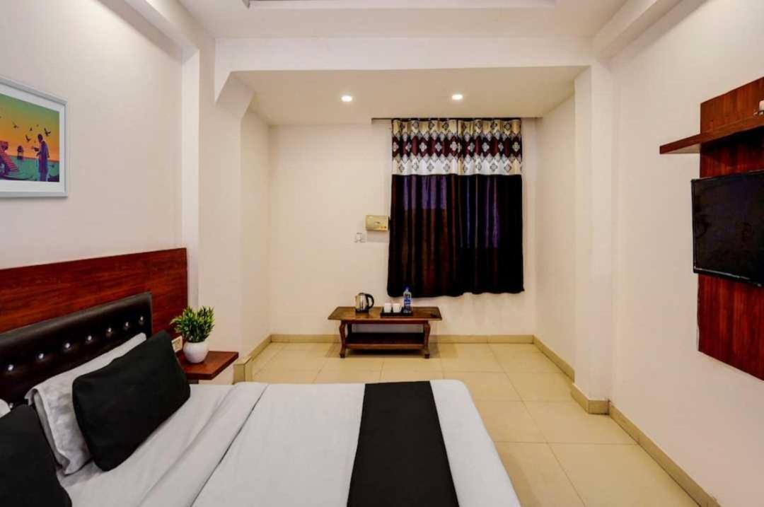 Hotel O Anshu B&B New Delhi Luaran gambar