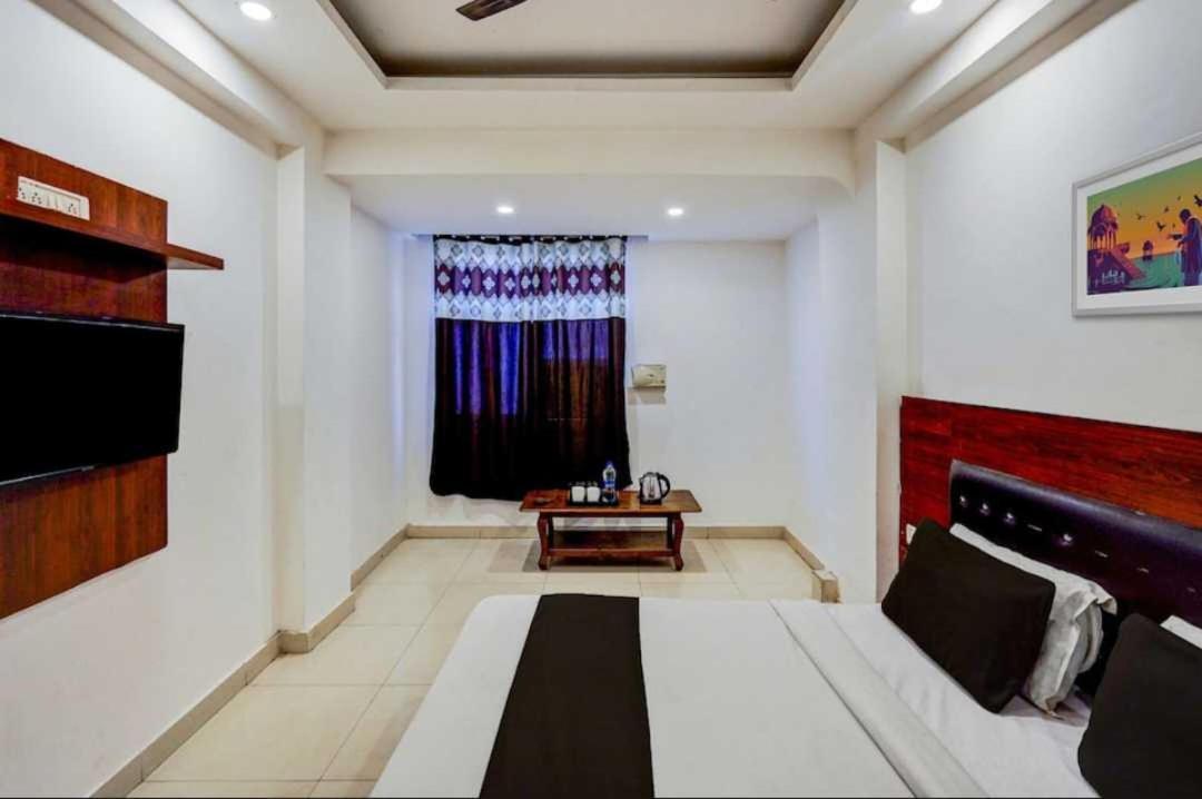 Hotel O Anshu B&B New Delhi Luaran gambar